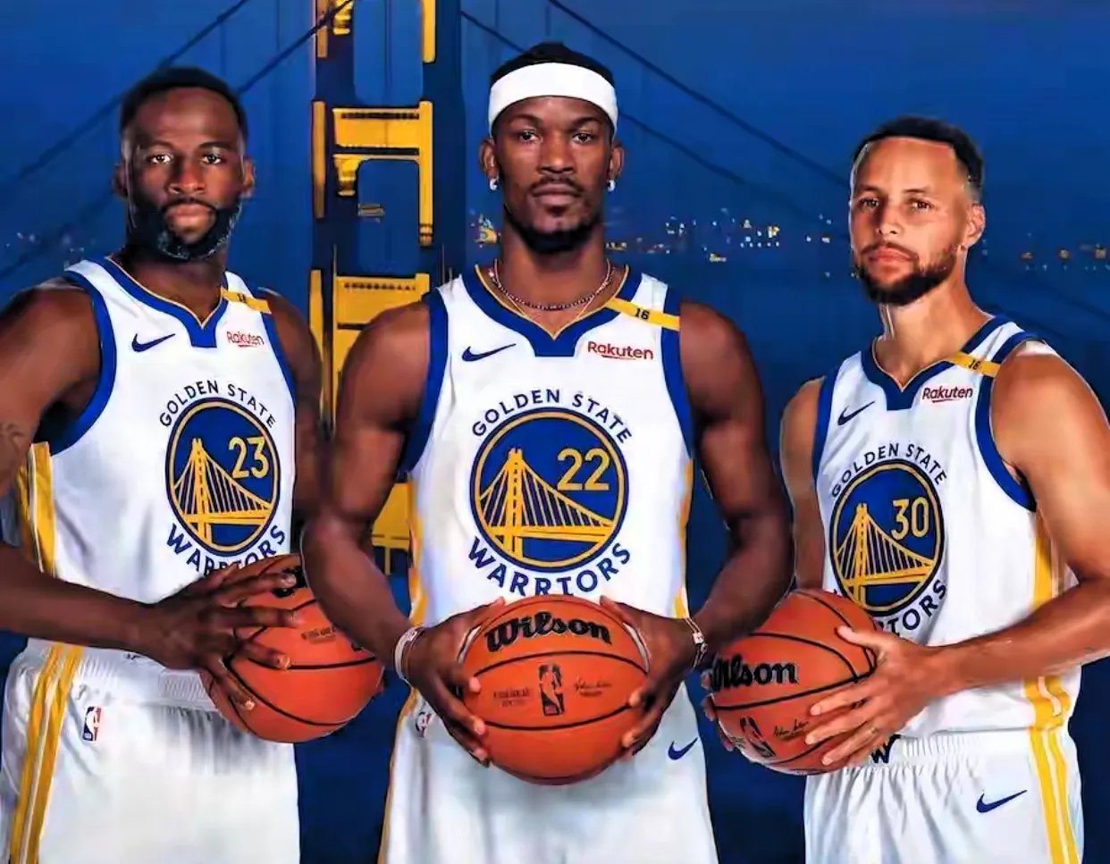 九游平台登录勇士关键时刻失误不断，球队憾负对手，应用中文已经问题.